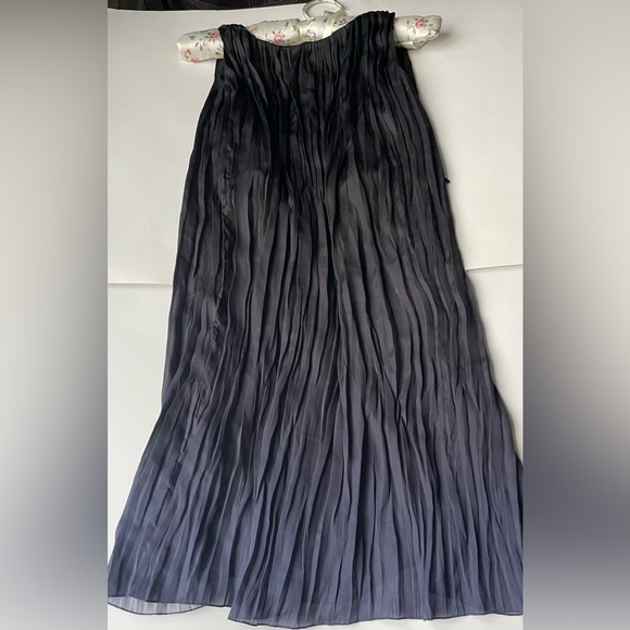 Mango Sleeveless Mini Dress Black to Navy Ombré Pleated Shift Dress Size S - Picture 4 of 8